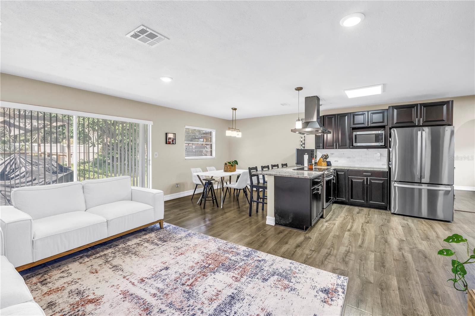 Image 9 of 28 For 4708 Coachman Avenue