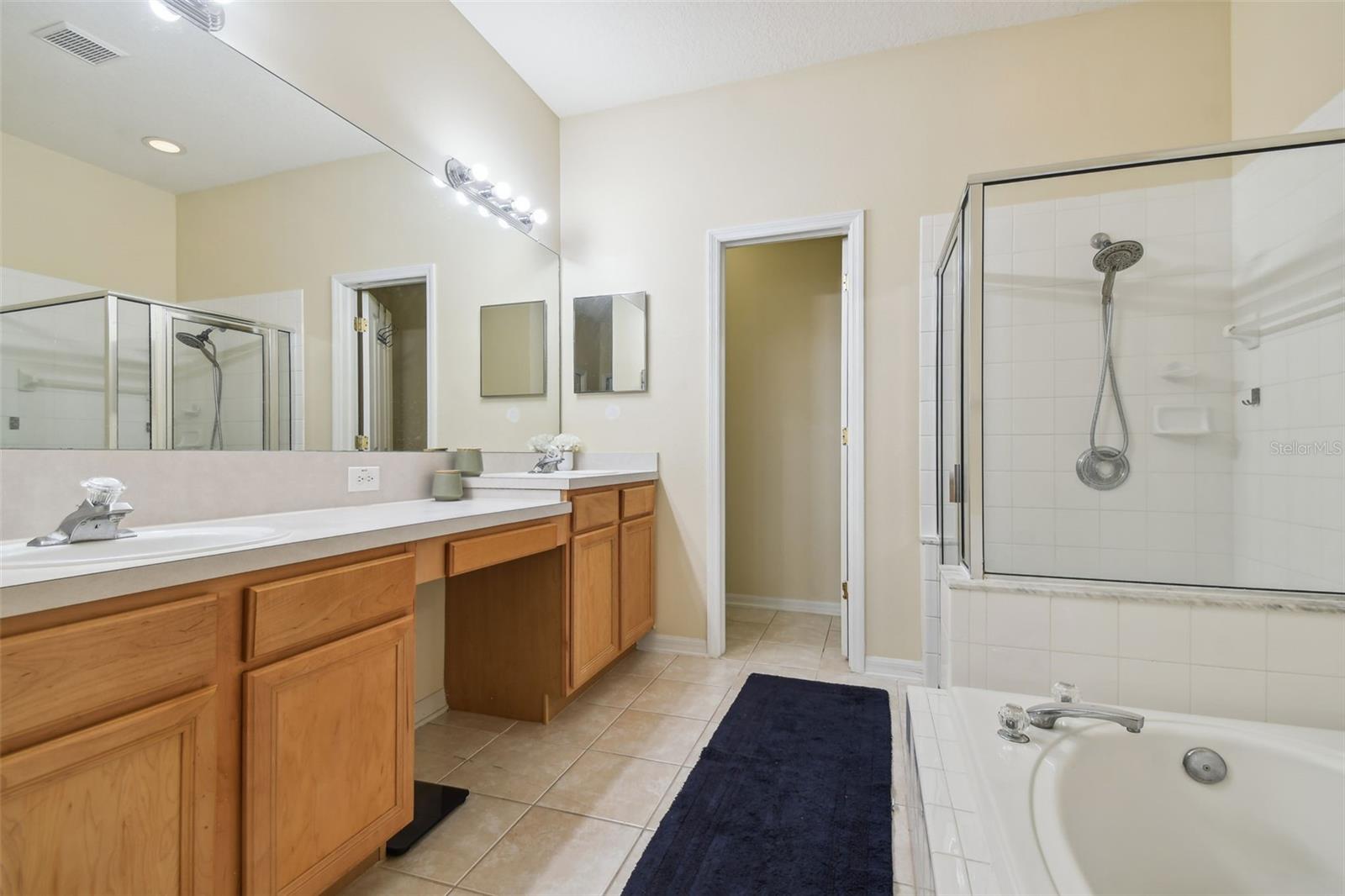 Image 7 of 23 For 31451 Shaker Circle