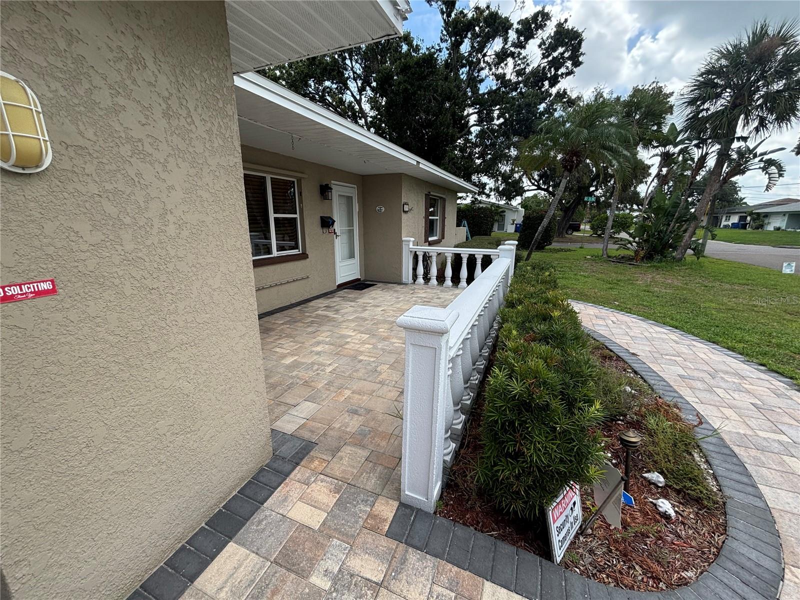 Image 2 of 19 For 999 38th Avenue Ne