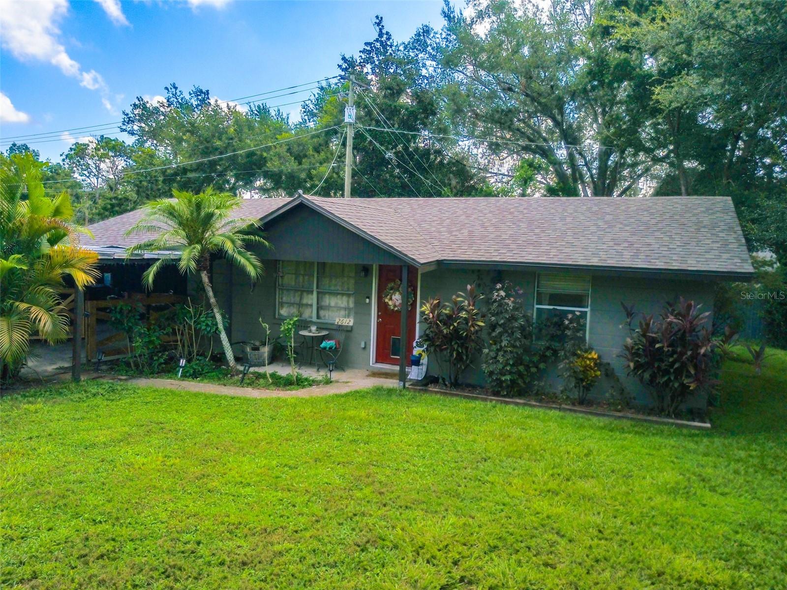 Image 4 of 33 For 2612 Kingsway Road