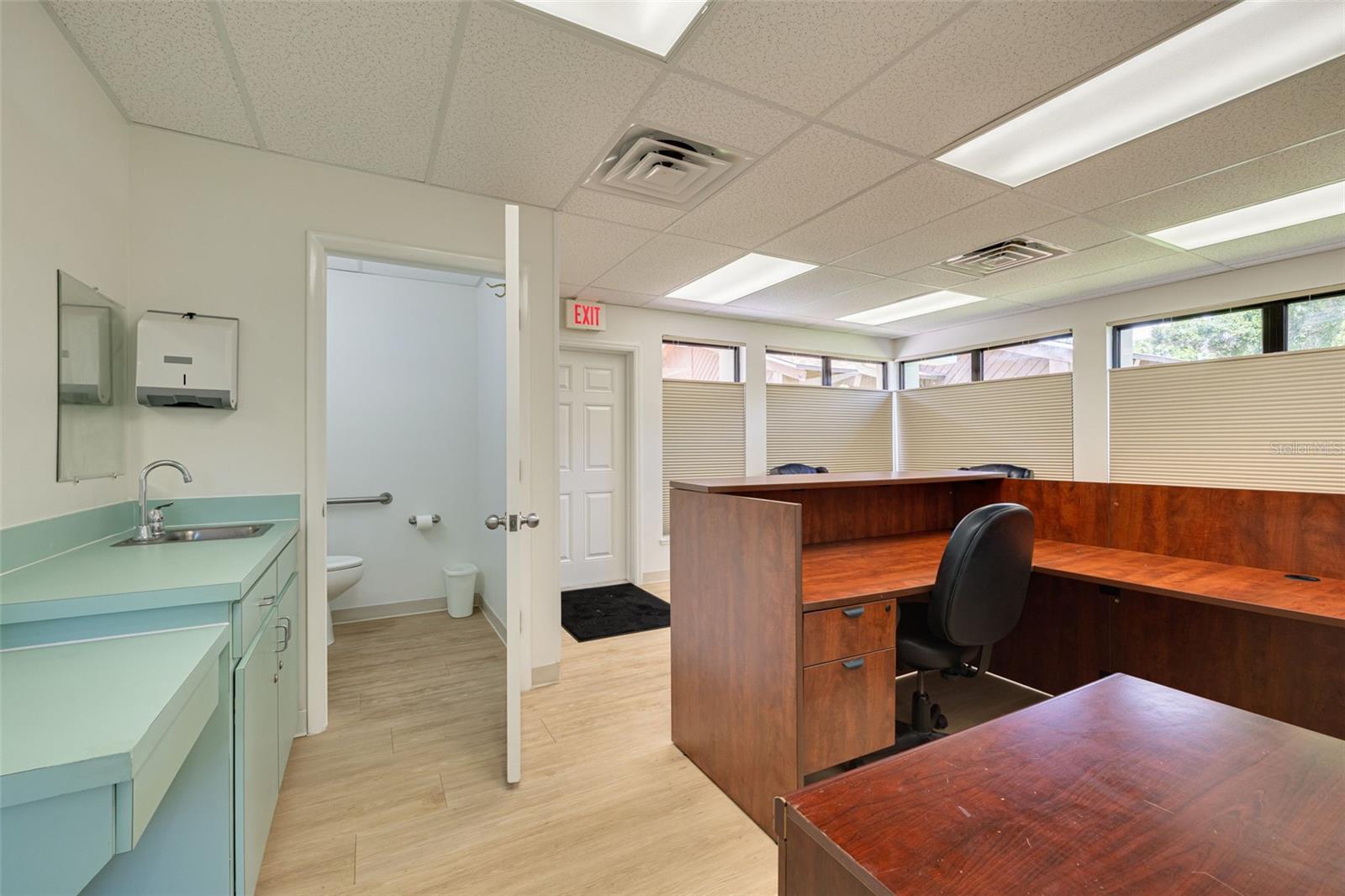 Image 22 of 36 For 1105 Fort Harrison Avenue