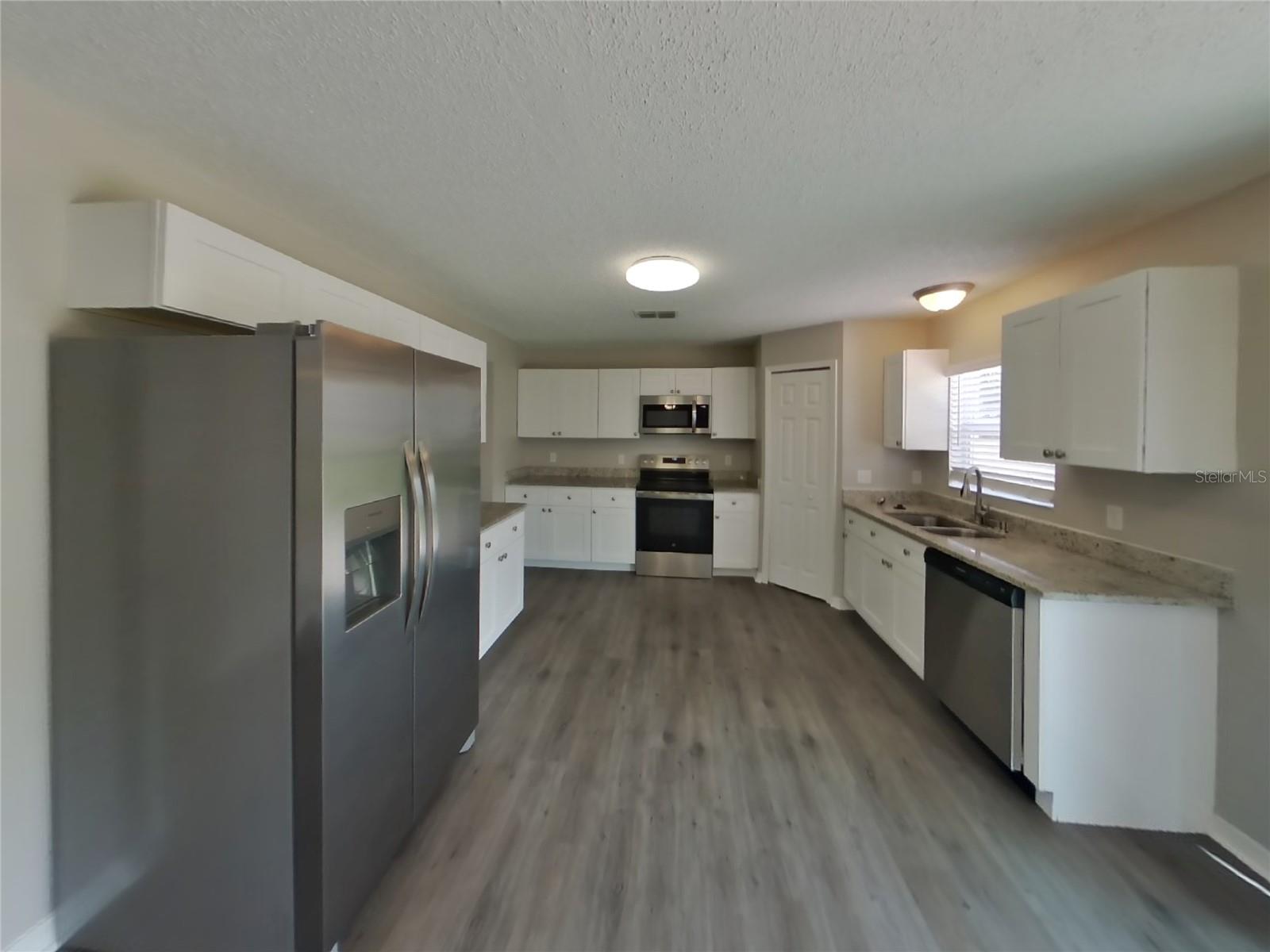 Image 6 of 18 For 13085 Siam Drive
