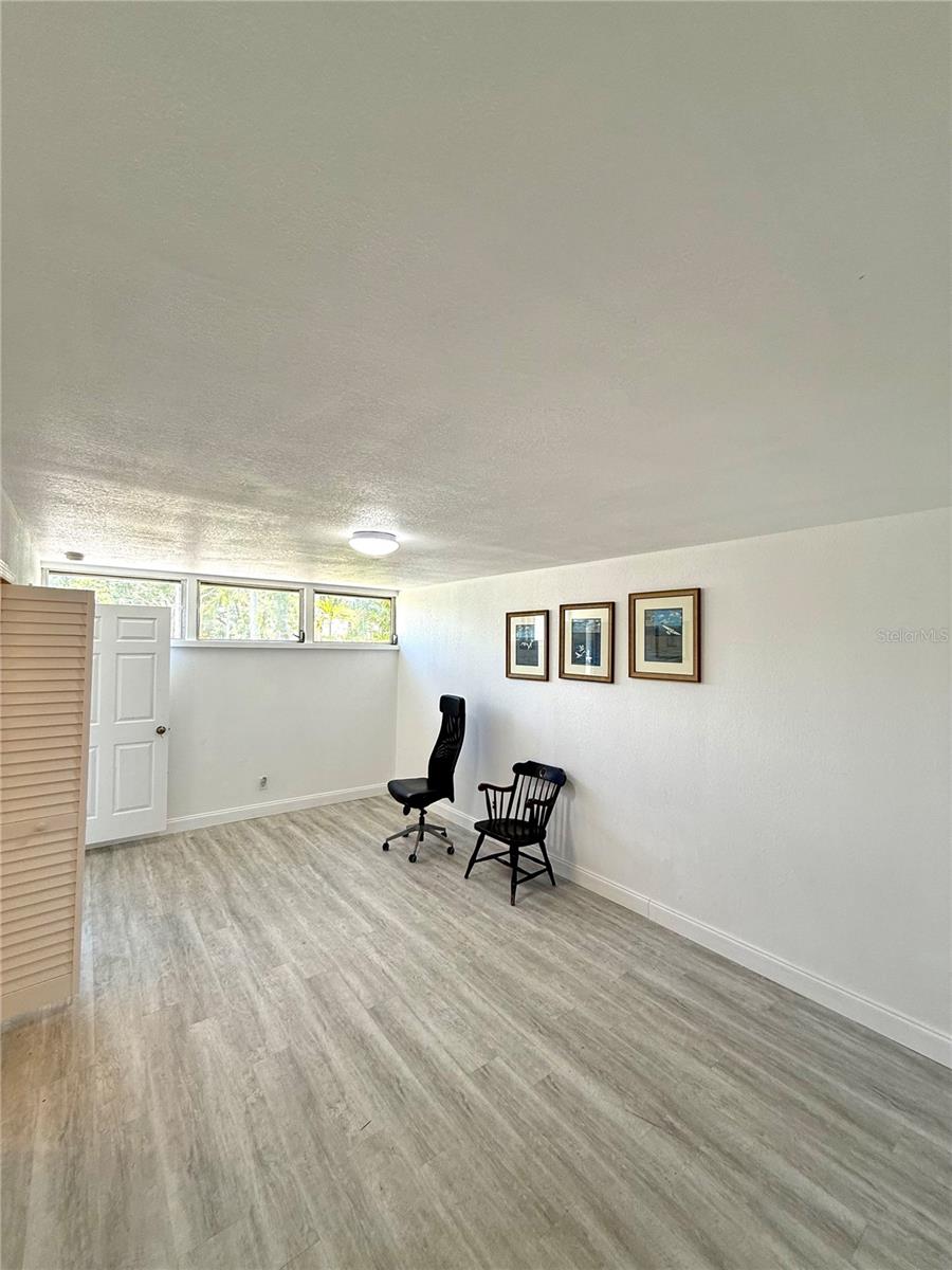 Image 19 of 78 For 7990 42nd Street N