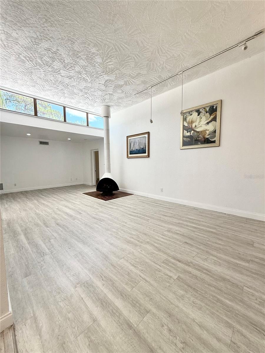 Image 38 of 78 For 7990 42nd Street N