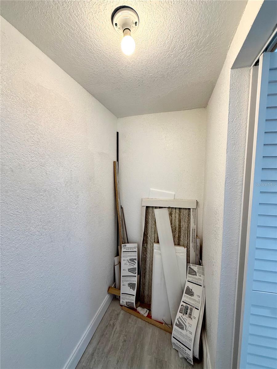 Image 5 of 78 For 7990 42nd Street N