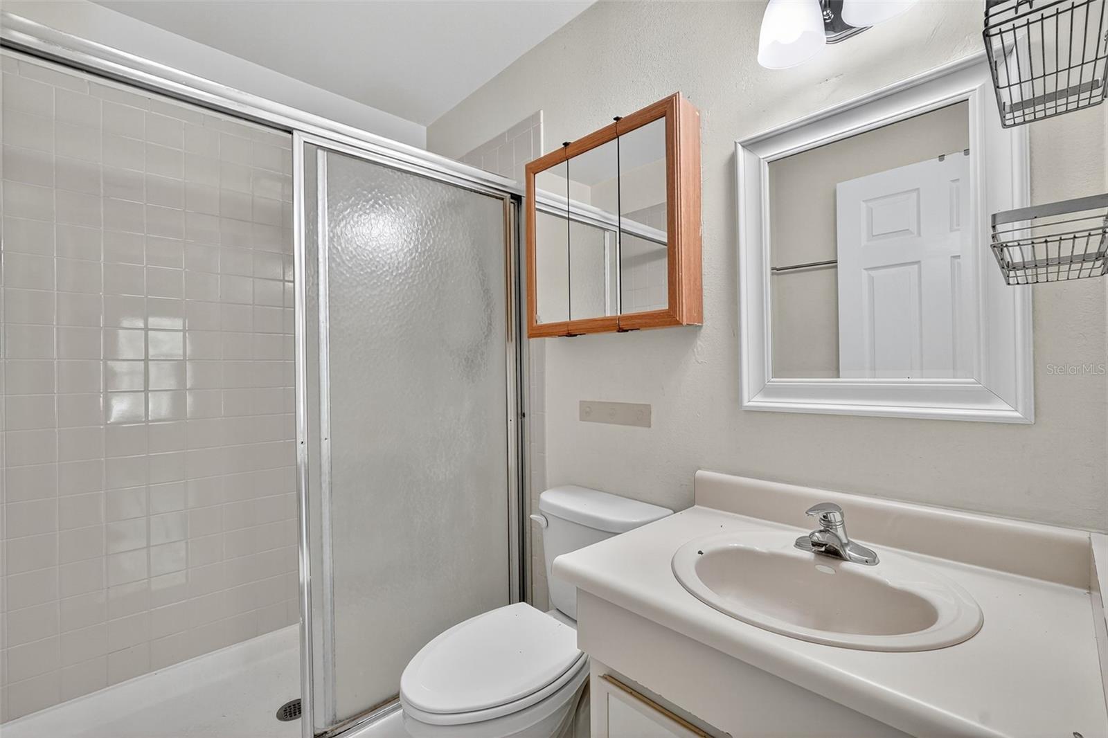 Image 22 of 25 For 3455 Countryside Boulevard 34