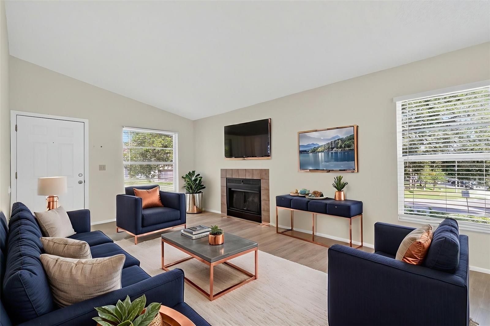 Image 4 of 25 For 3455 Countryside Boulevard 34