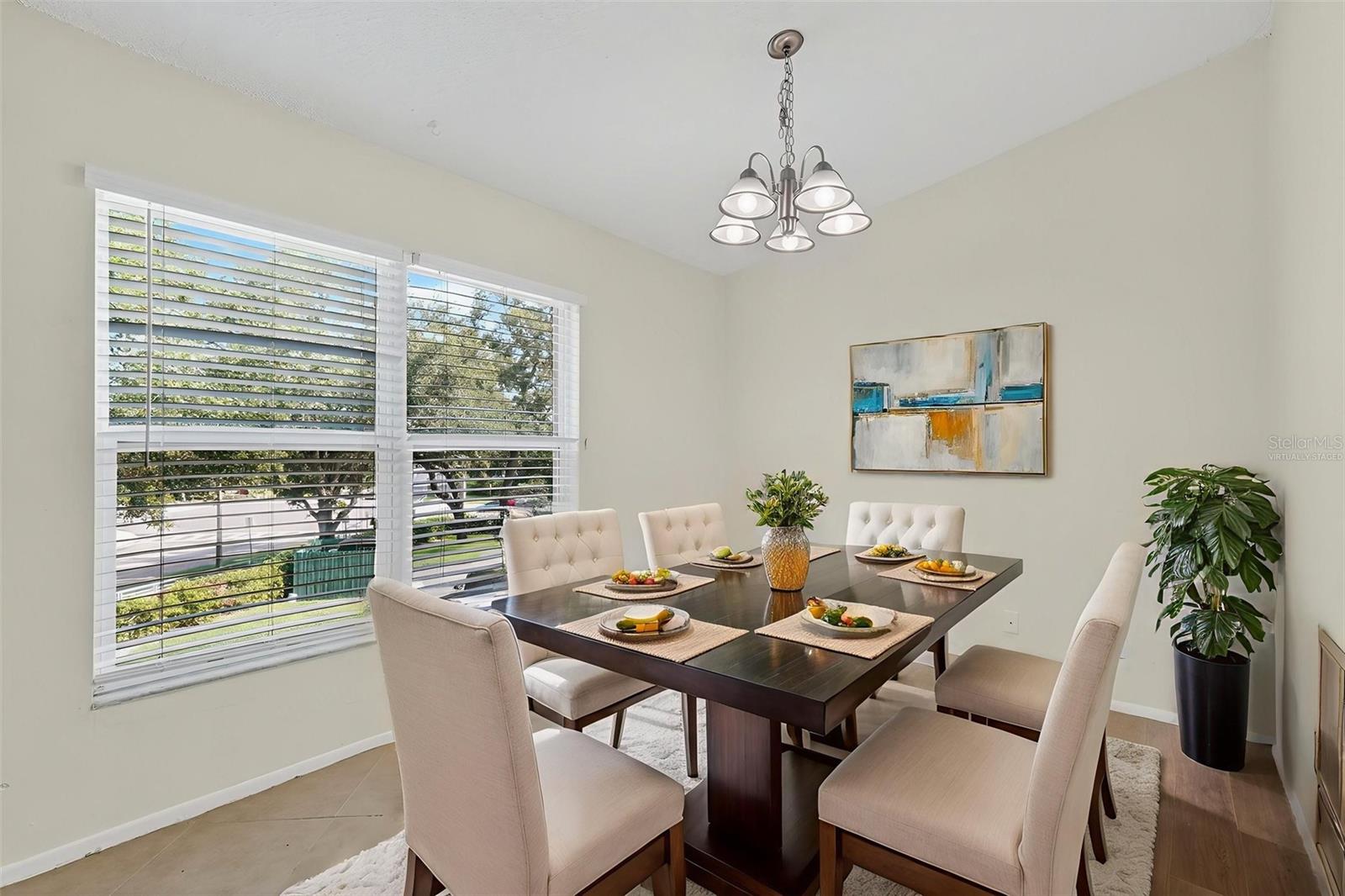 Image 8 of 25 For 3455 Countryside Boulevard 34