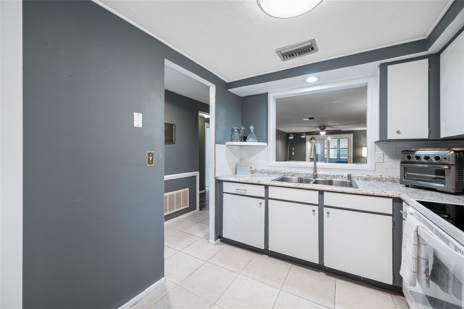 Image 11 of 32 For 4210 Touchton Place 2