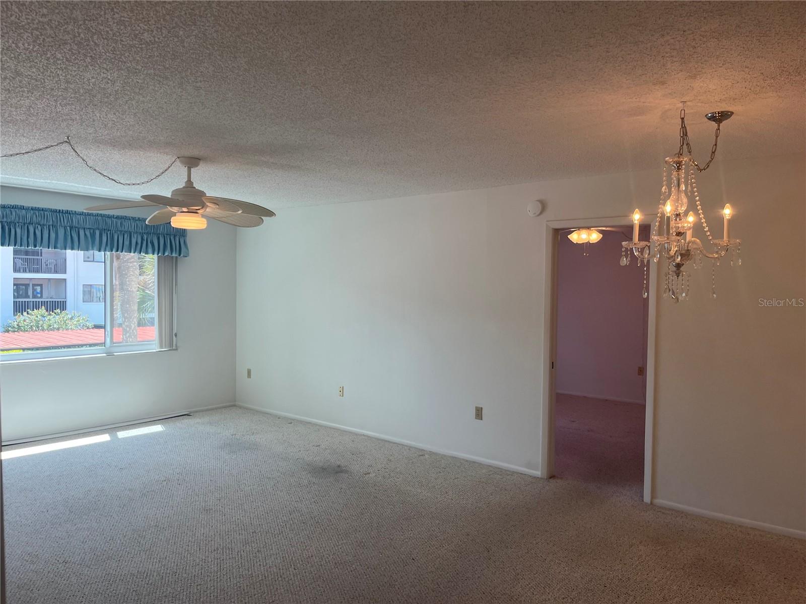 Image 16 of 34 For 2593 Countryside Boulevard 7203