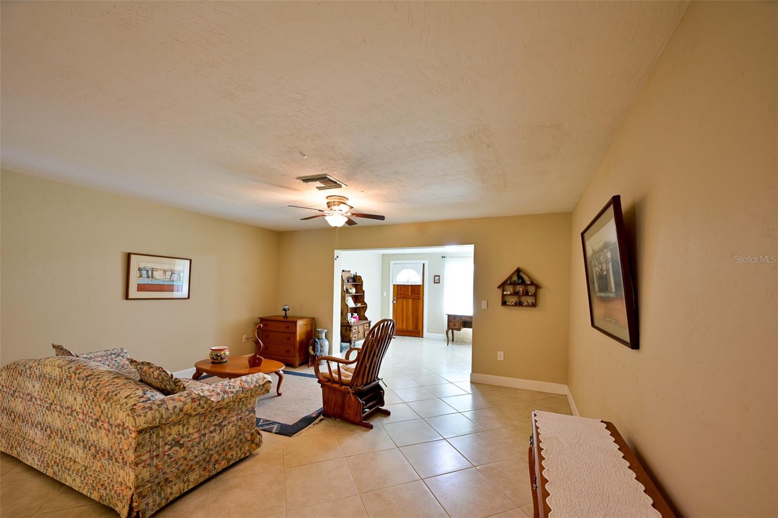 Image 11 of 48 For 1614 Stafford Lane 1206