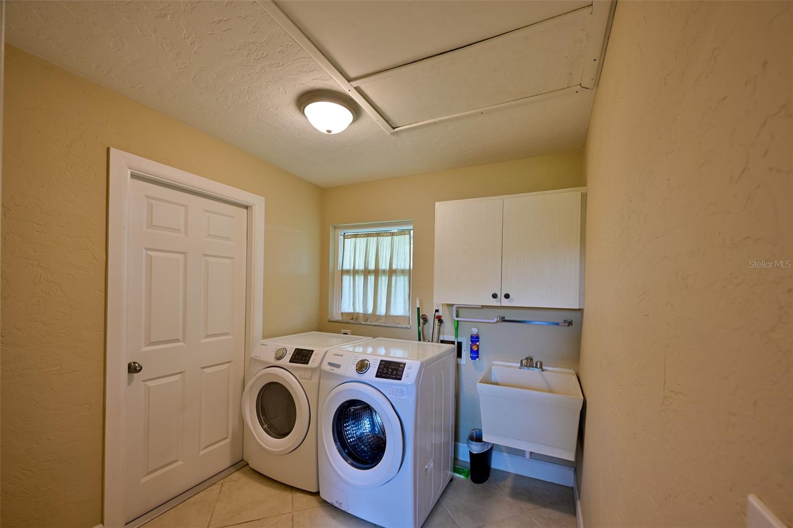 Image 38 of 48 For 1614 Stafford Lane 1206