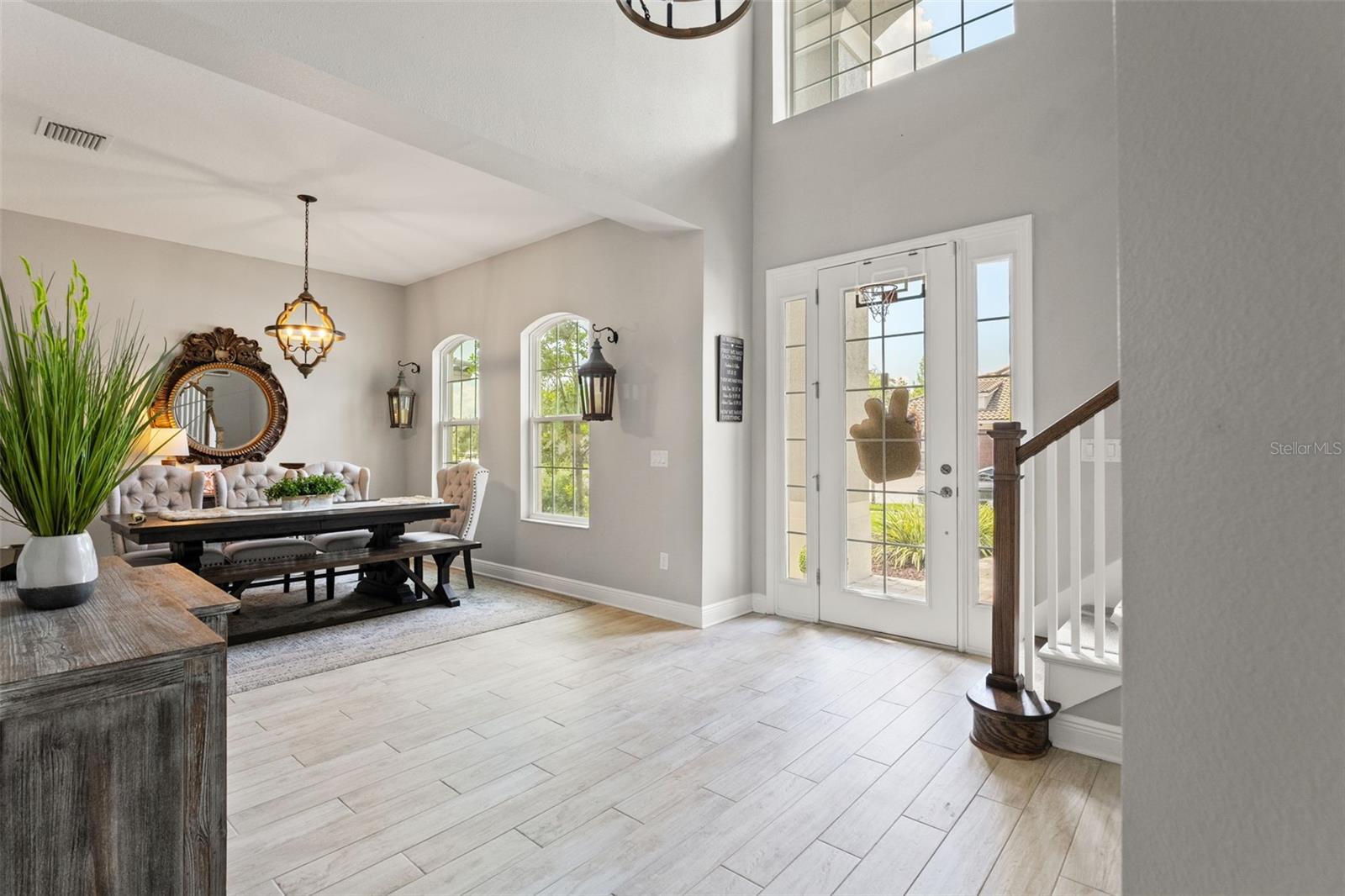 Listing photo id 13 for 32924 Estate Garden Drive