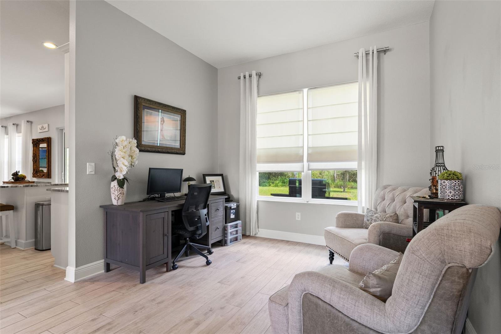 Listing photo id 16 for 32924 Estate Garden Drive