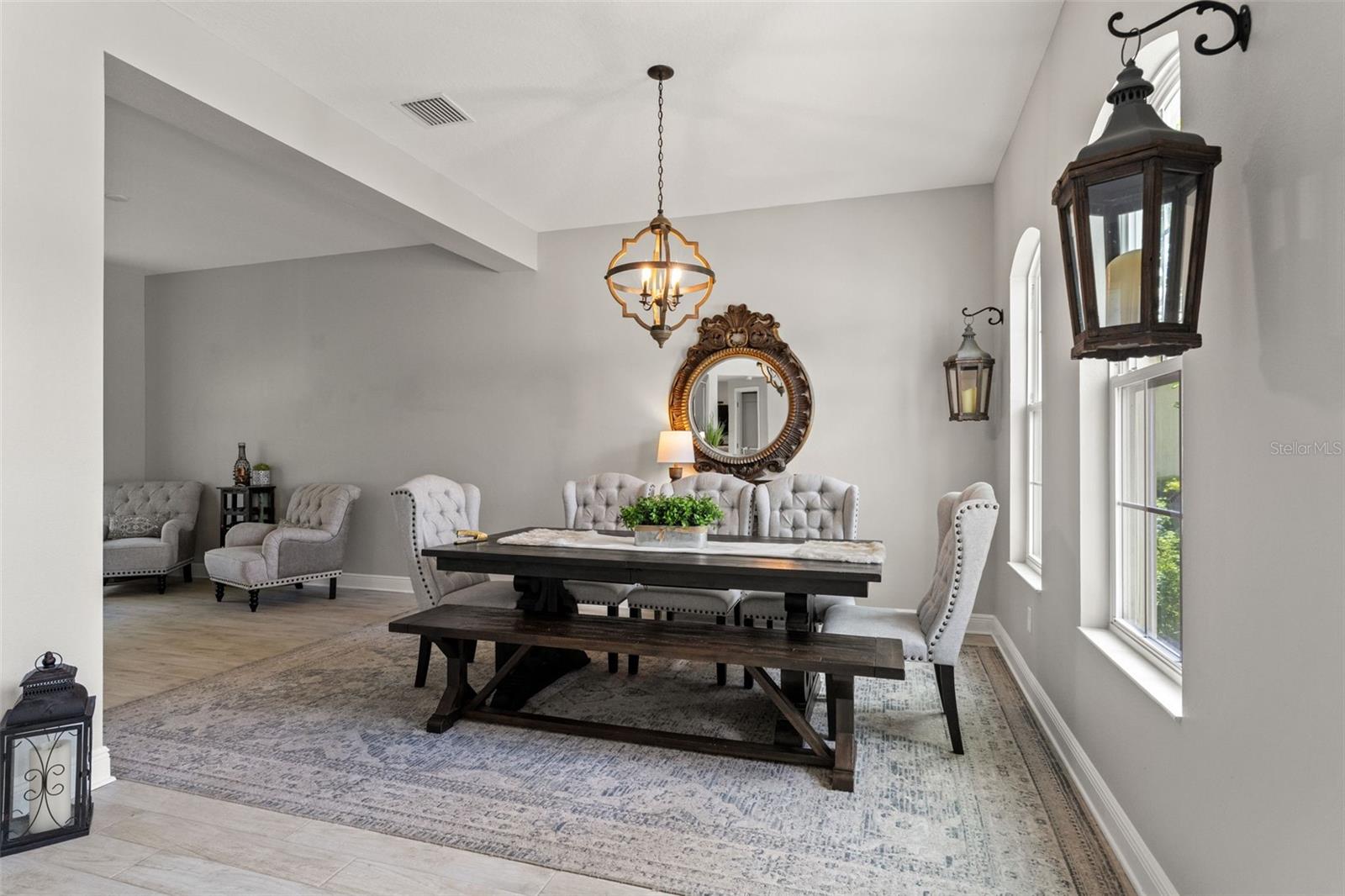 Listing photo id 17 for 32924 Estate Garden Drive