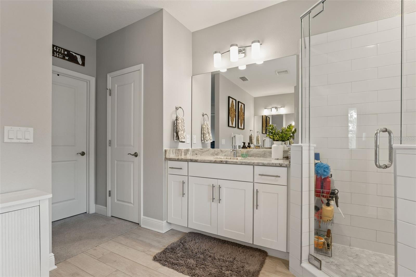 Listing photo id 20 for 32924 Estate Garden Drive