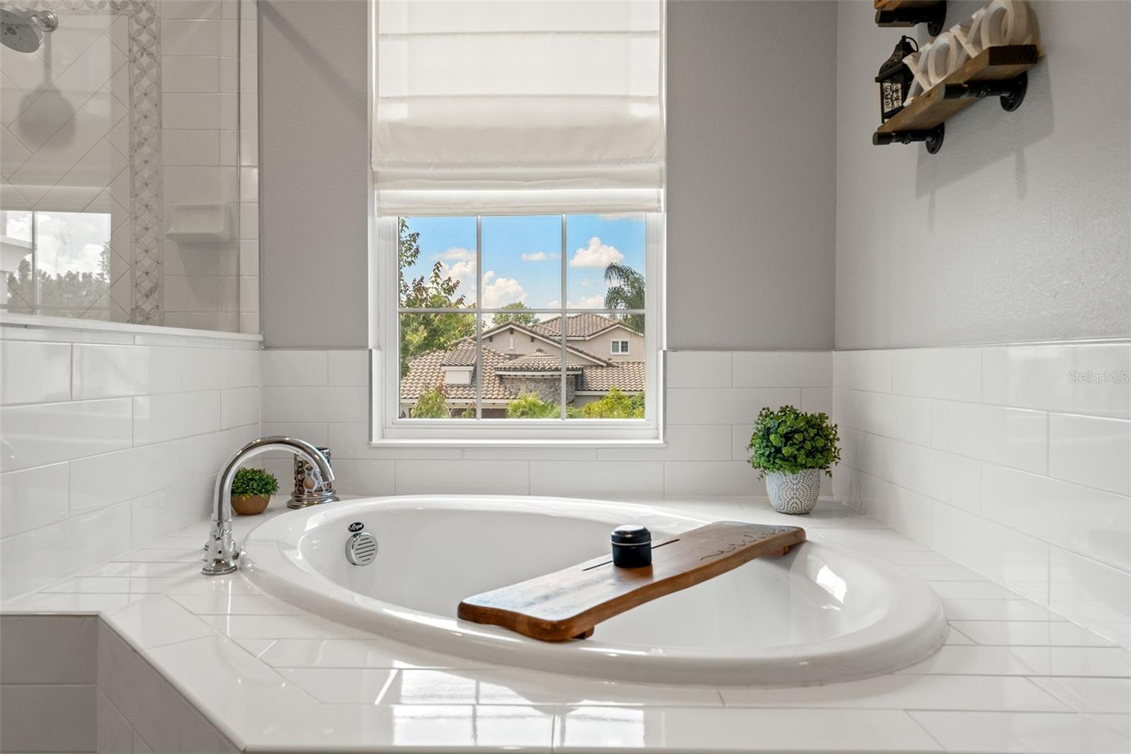 Listing photo id 21 for 32924 Estate Garden Drive