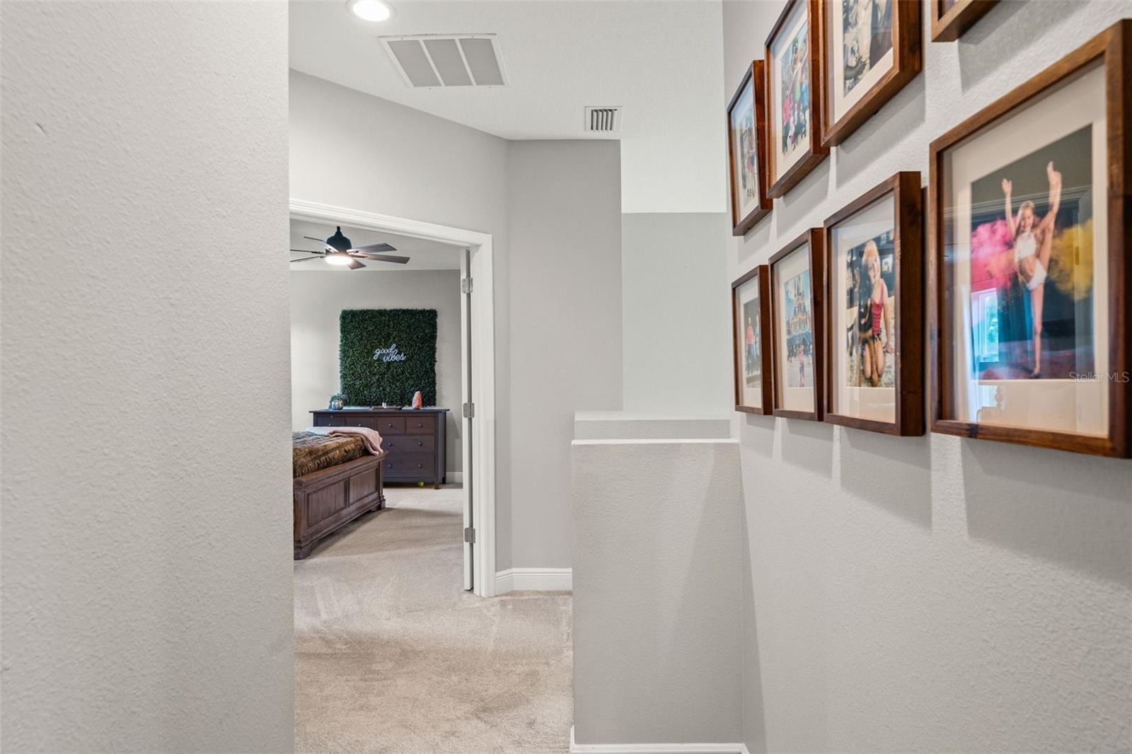Listing photo id 22 for 32924 Estate Garden Drive