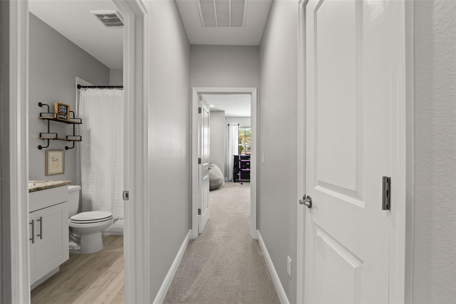 Listing photo id 25 for 32924 Estate Garden Drive