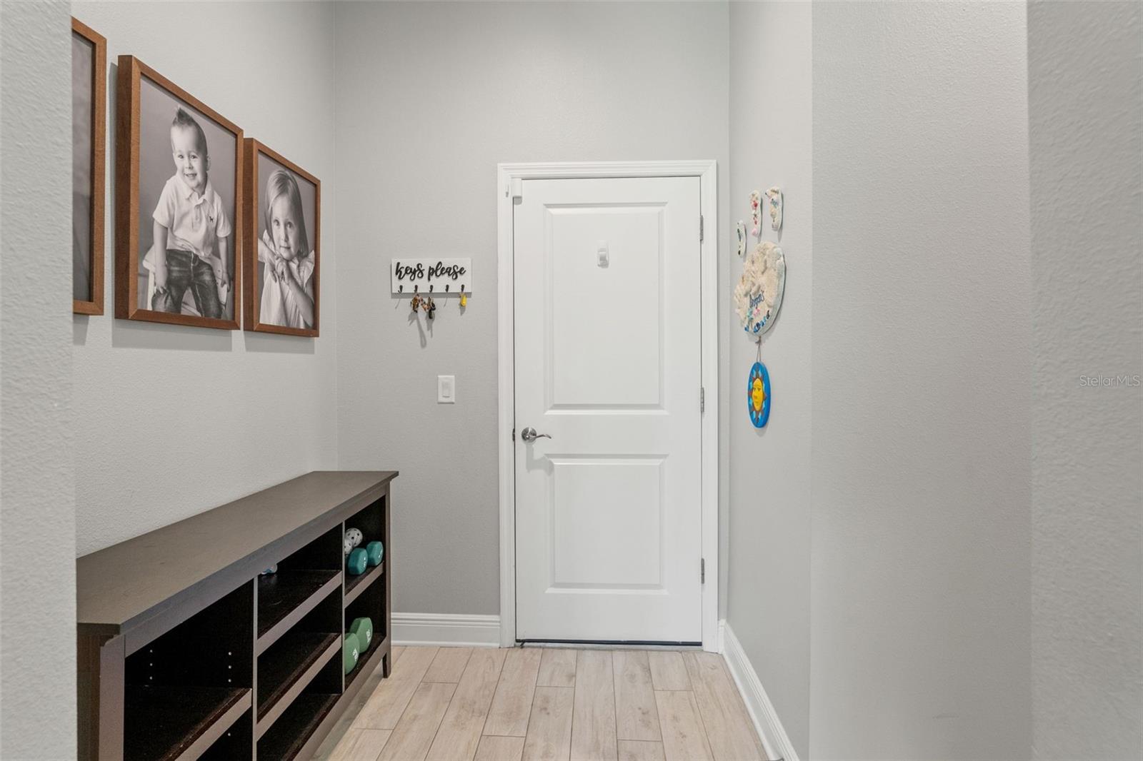 Listing photo id 34 for 32924 Estate Garden Drive