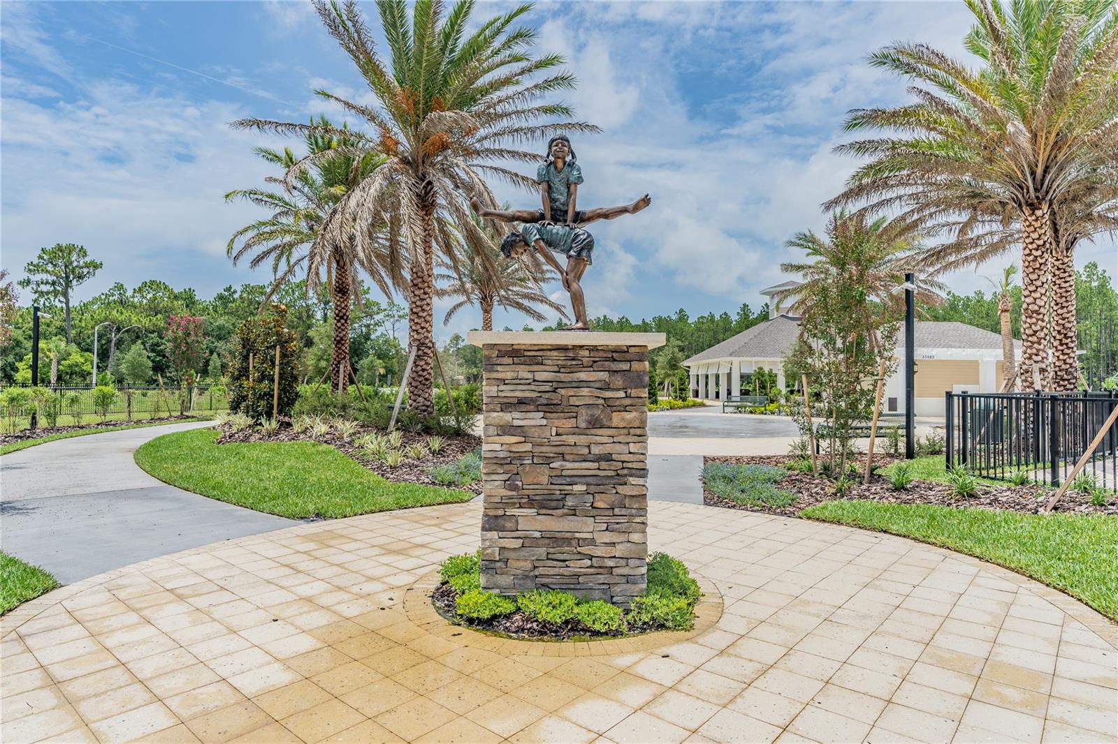 Listing photo id 55 for 32924 Estate Garden Drive