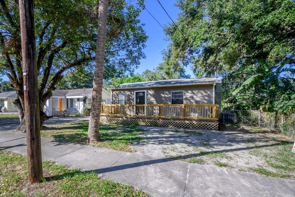 Image 16 of 23 For 413 Hanna Avenue