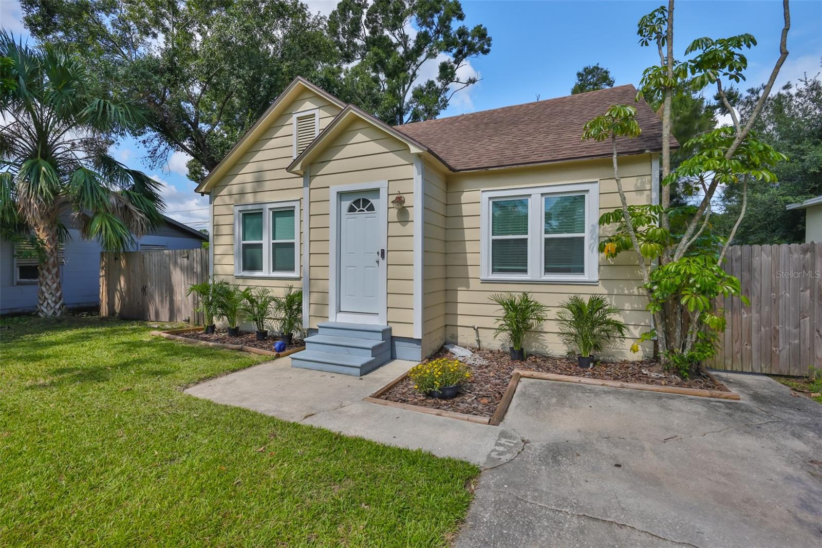Image 2 of 31 For 6436 30th Street N