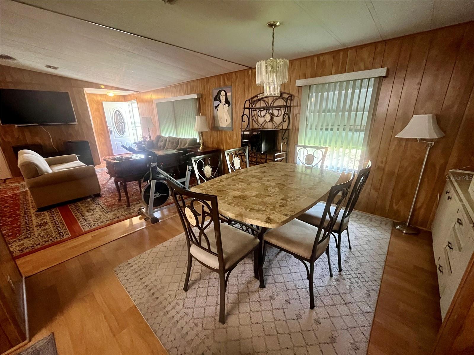 Image 5 of 28 For 162 Hickory Gate Drive