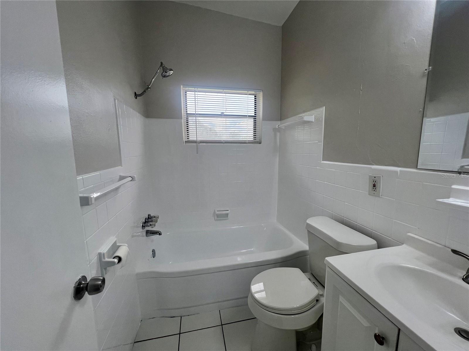 Image 11 of 21 For 4415 13th Avenue N