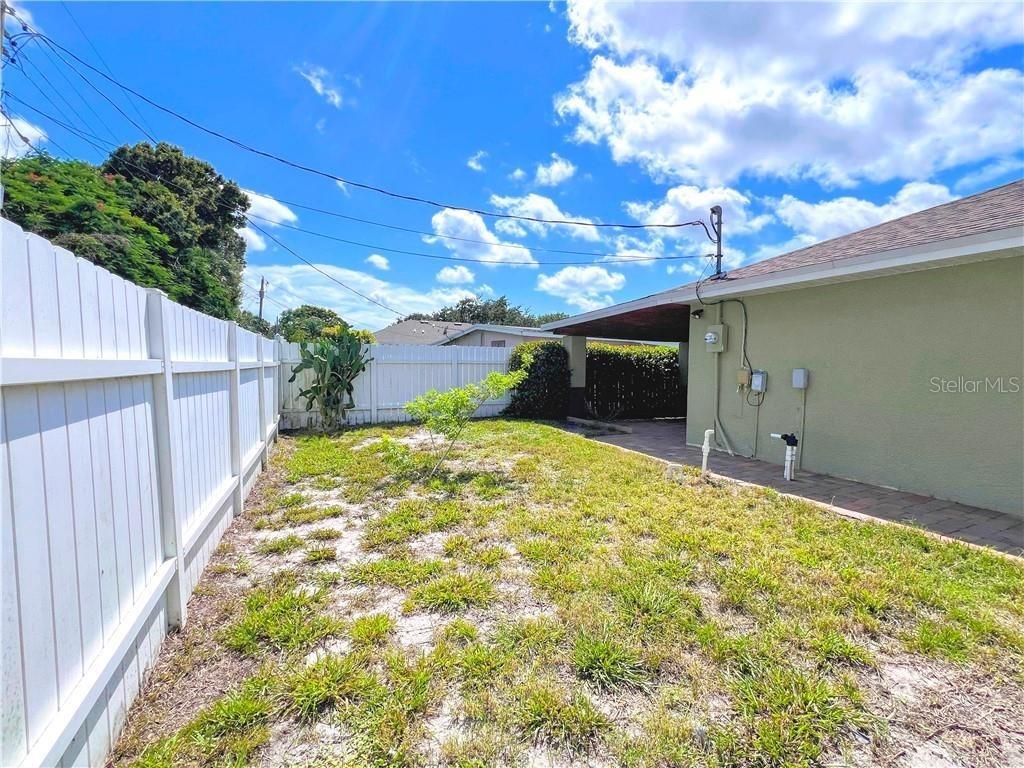 Image 4 of 15 For 2075 4th Avenue Sw