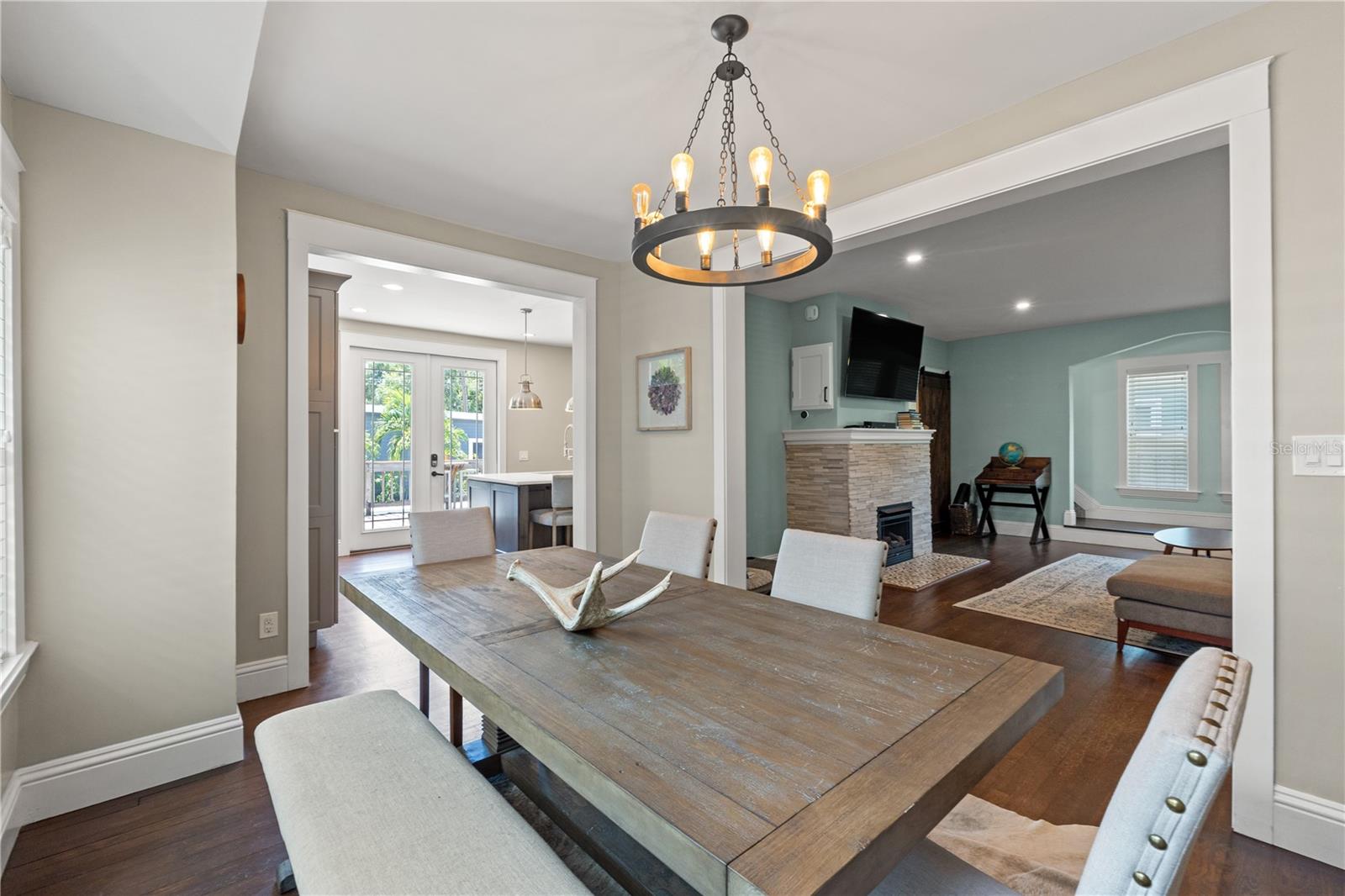 Image 13 of 50 For 1170 24th Avenue N