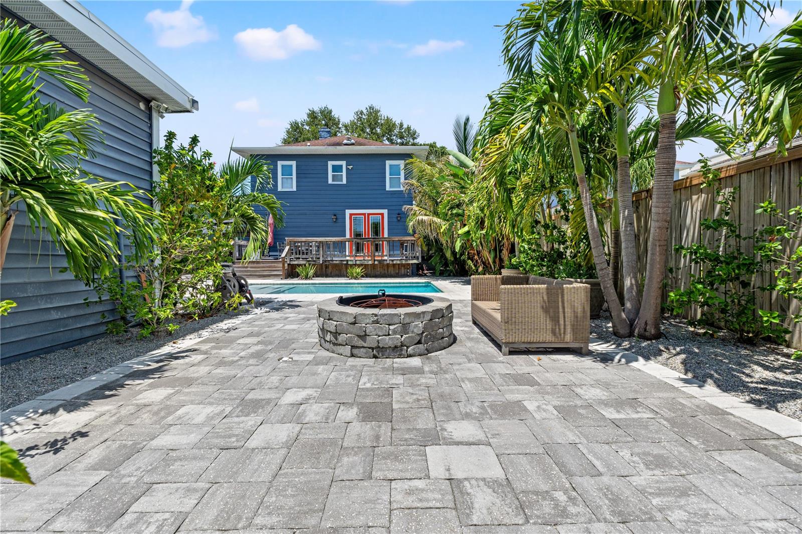 Image 39 of 50 For 1170 24th Avenue N