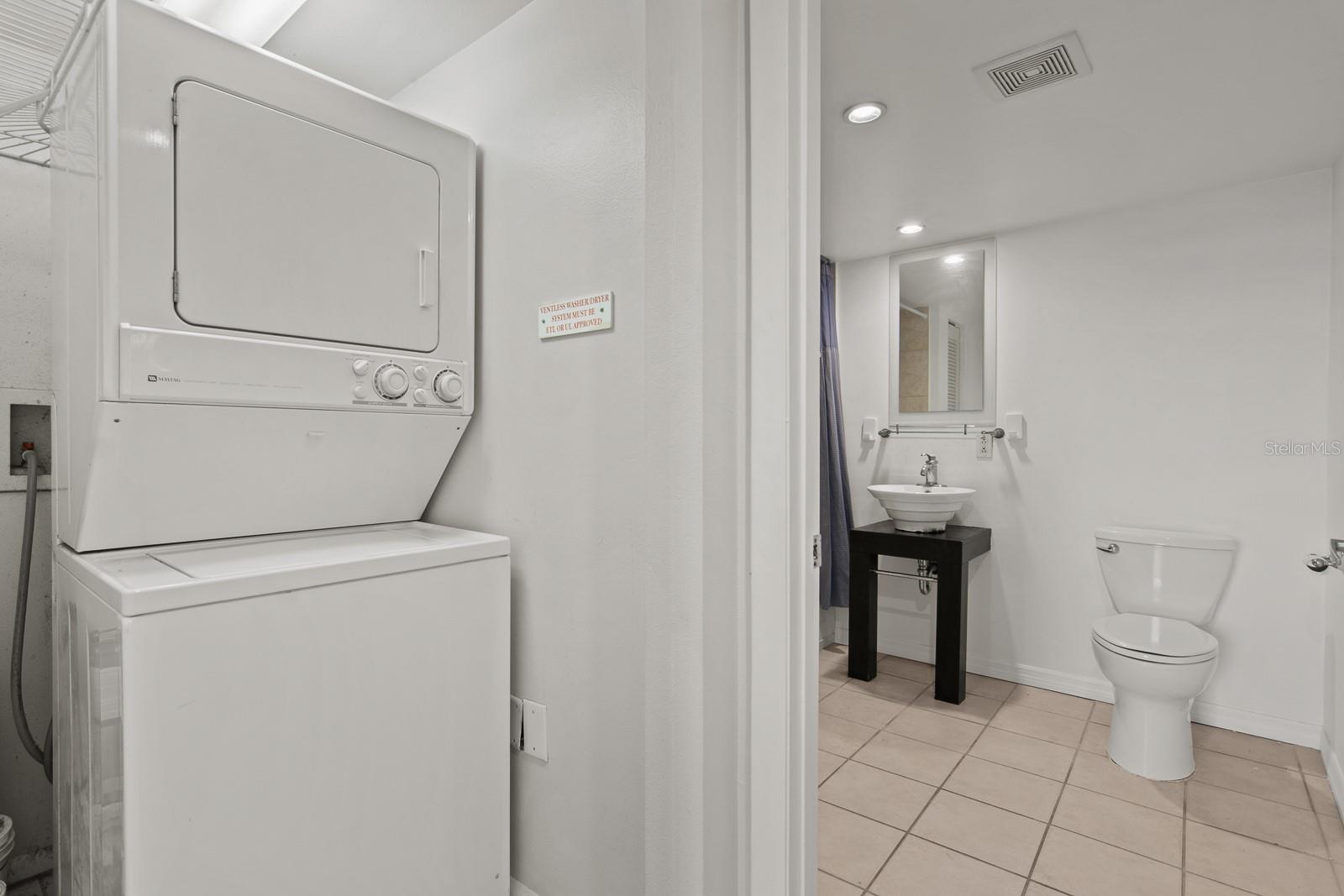 Image 18 of 28 For 701 Madison Avenue 317