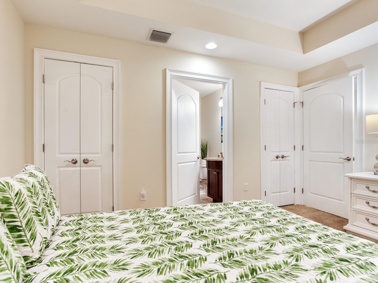 Image 22 of 36 For 604 Gulf Boulevard 203