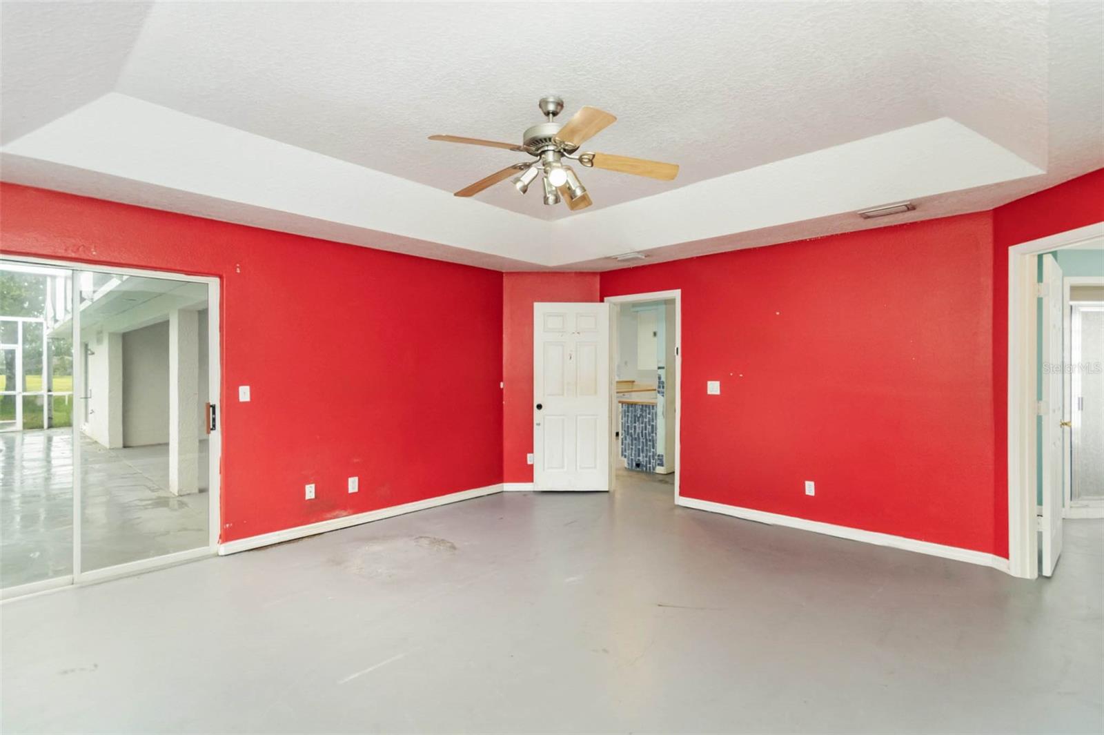 Image 11 of 25 For 11808 Ridge View Circle
