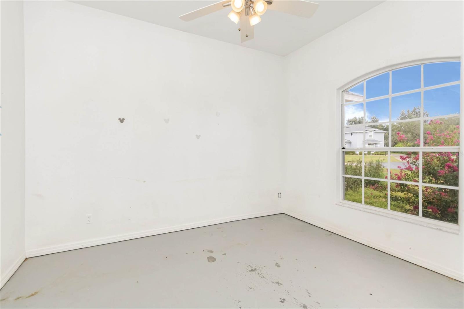Image 19 of 25 For 11808 Ridge View Circle