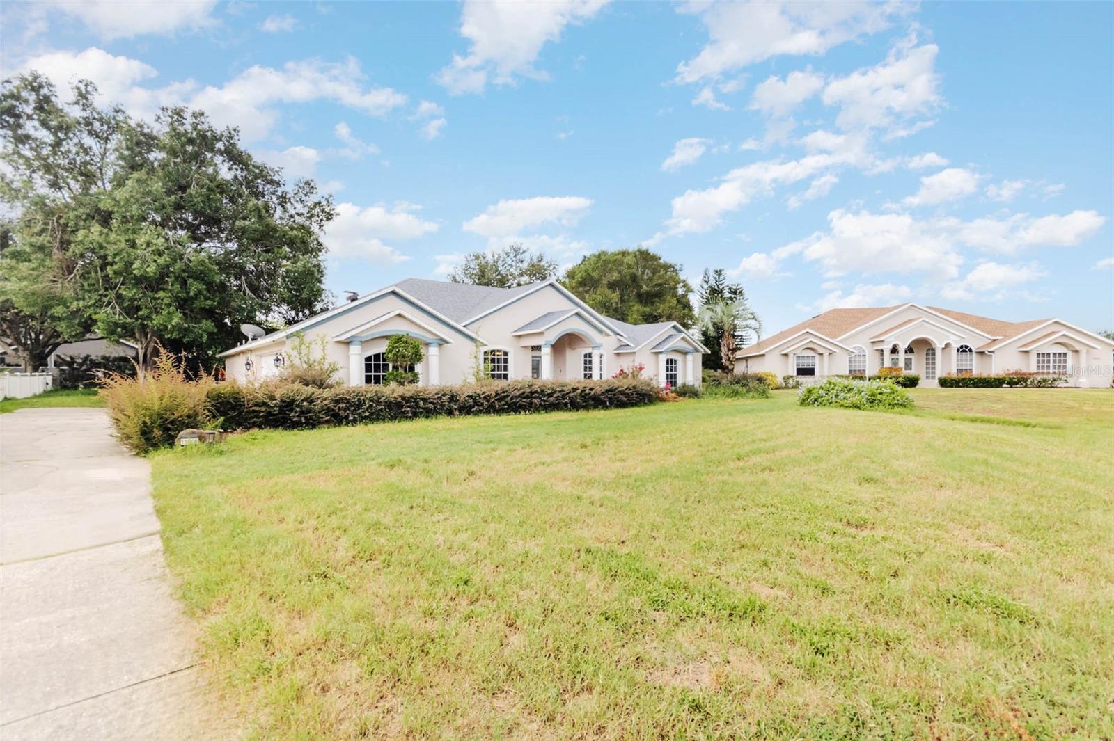 Image 2 of 25 For 11808 Ridge View Circle