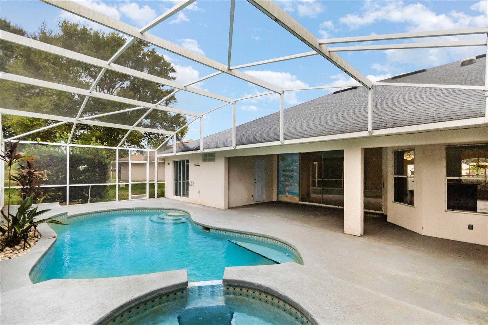 Image 23 of 25 For 11808 Ridge View Circle