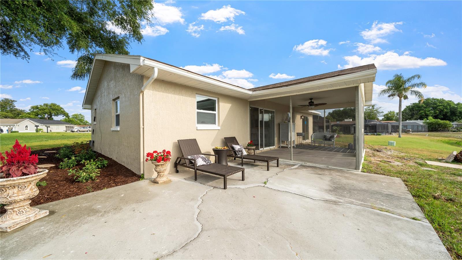 Image 10 of 12 For 8050 Roxburgh Court