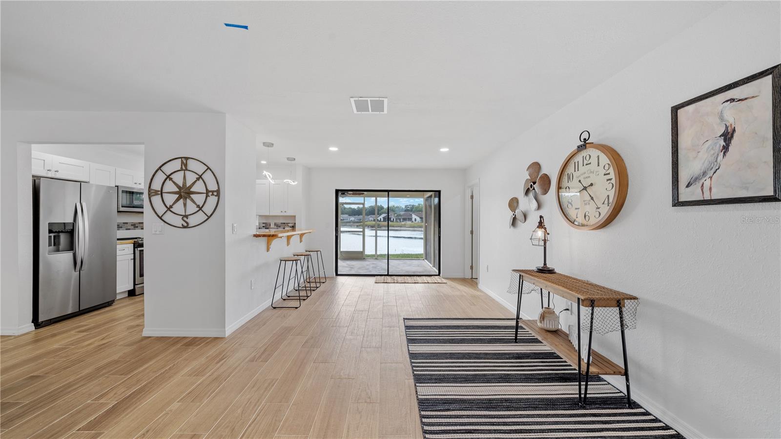 Image 3 of 12 For 8050 Roxburgh Court