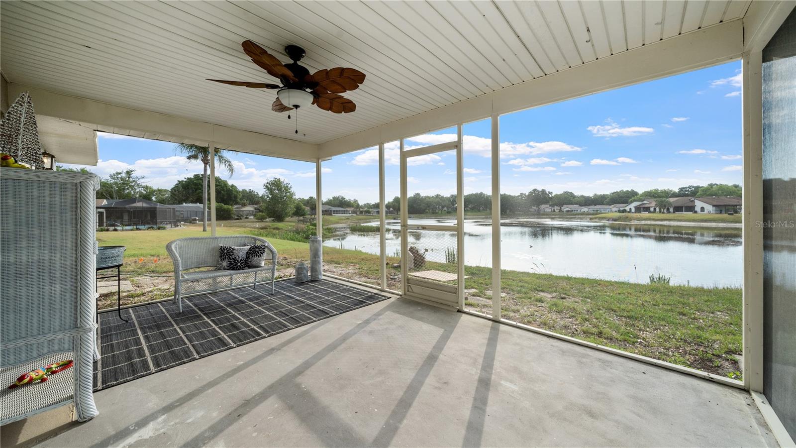 Image 9 of 12 For 8050 Roxburgh Court
