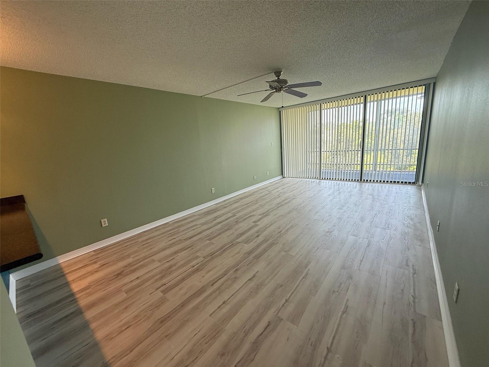 Image 8 of 20 For 14130 Rosemary Lane 6312