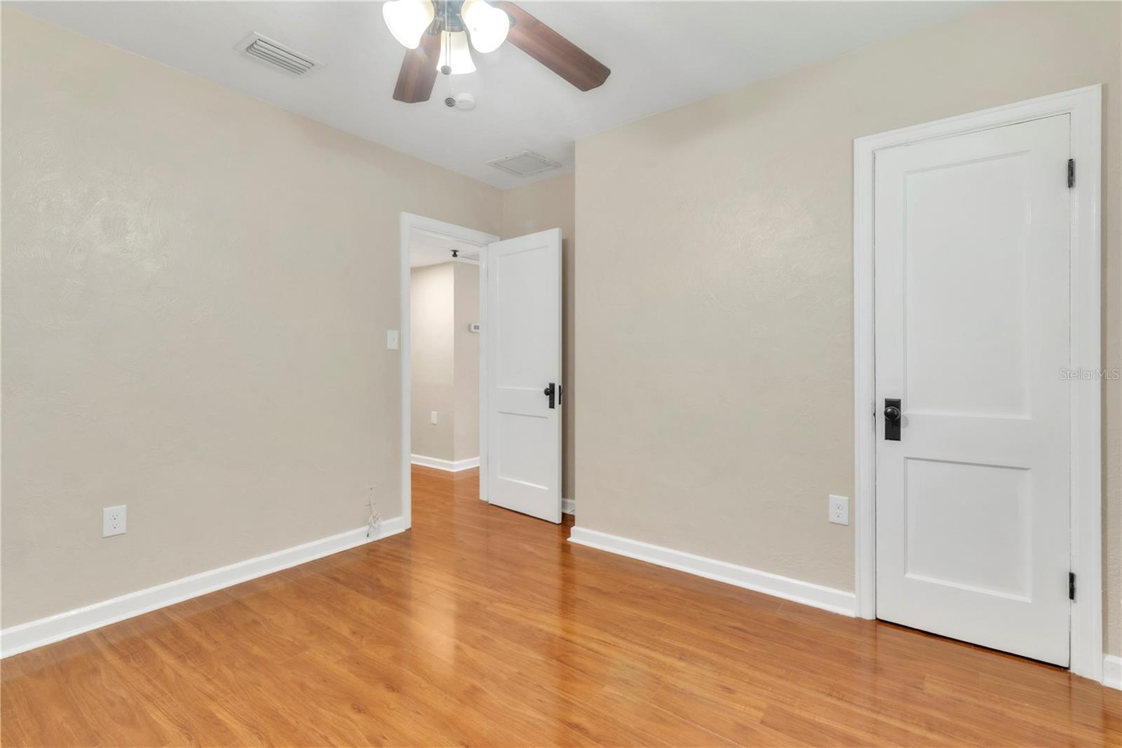 Image 12 of 42 For 3530 16th Street N