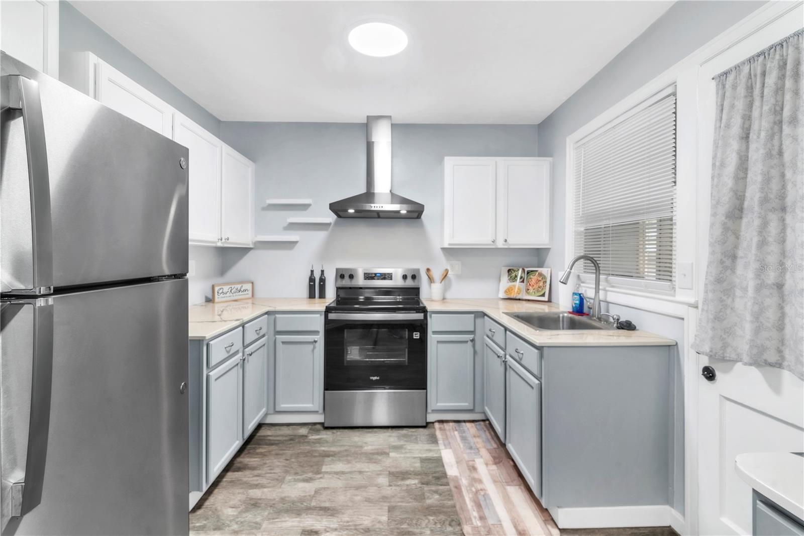 Image 20 of 42 For 3530 16th Street N