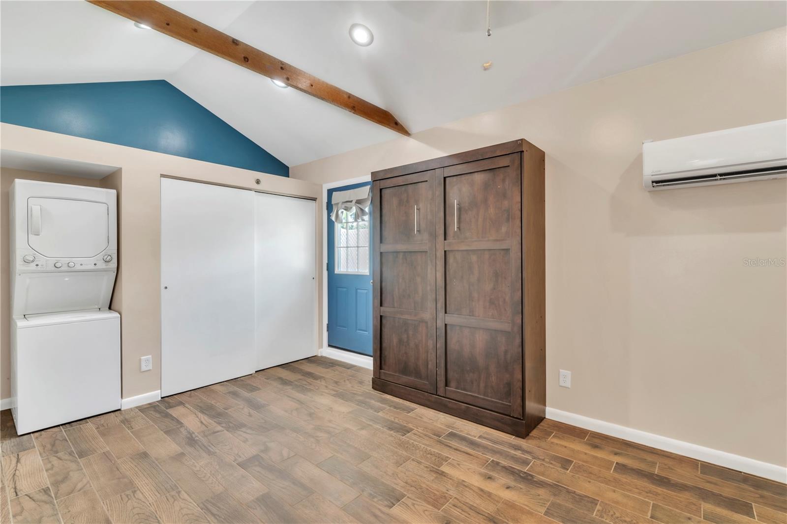 Image 34 of 42 For 3530 16th Street N