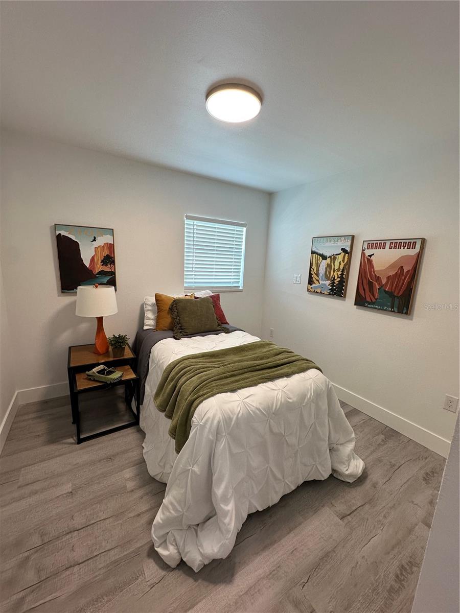 Image 16 of 29 For 2402 Thrace Street