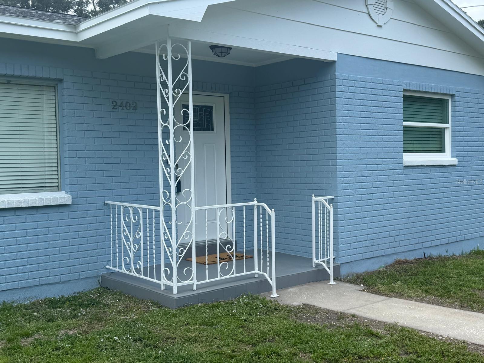 Image 2 of 29 For 2402 Thrace Street