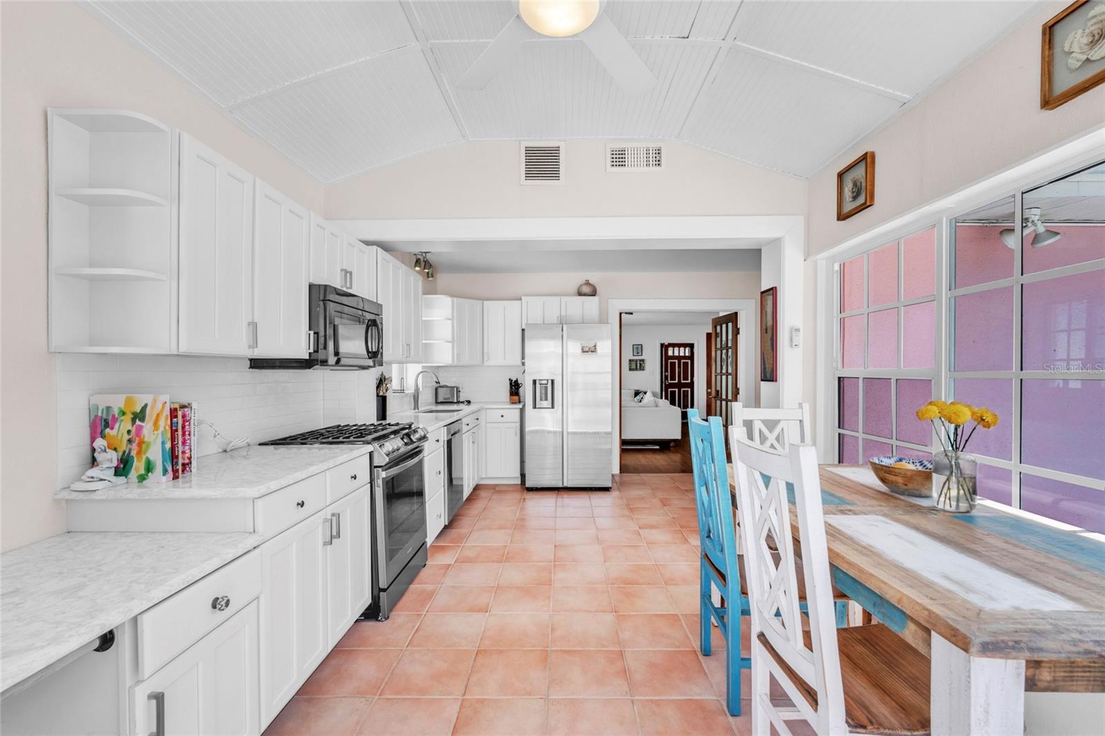 Image 12 of 34 For 451 25th Avenue N