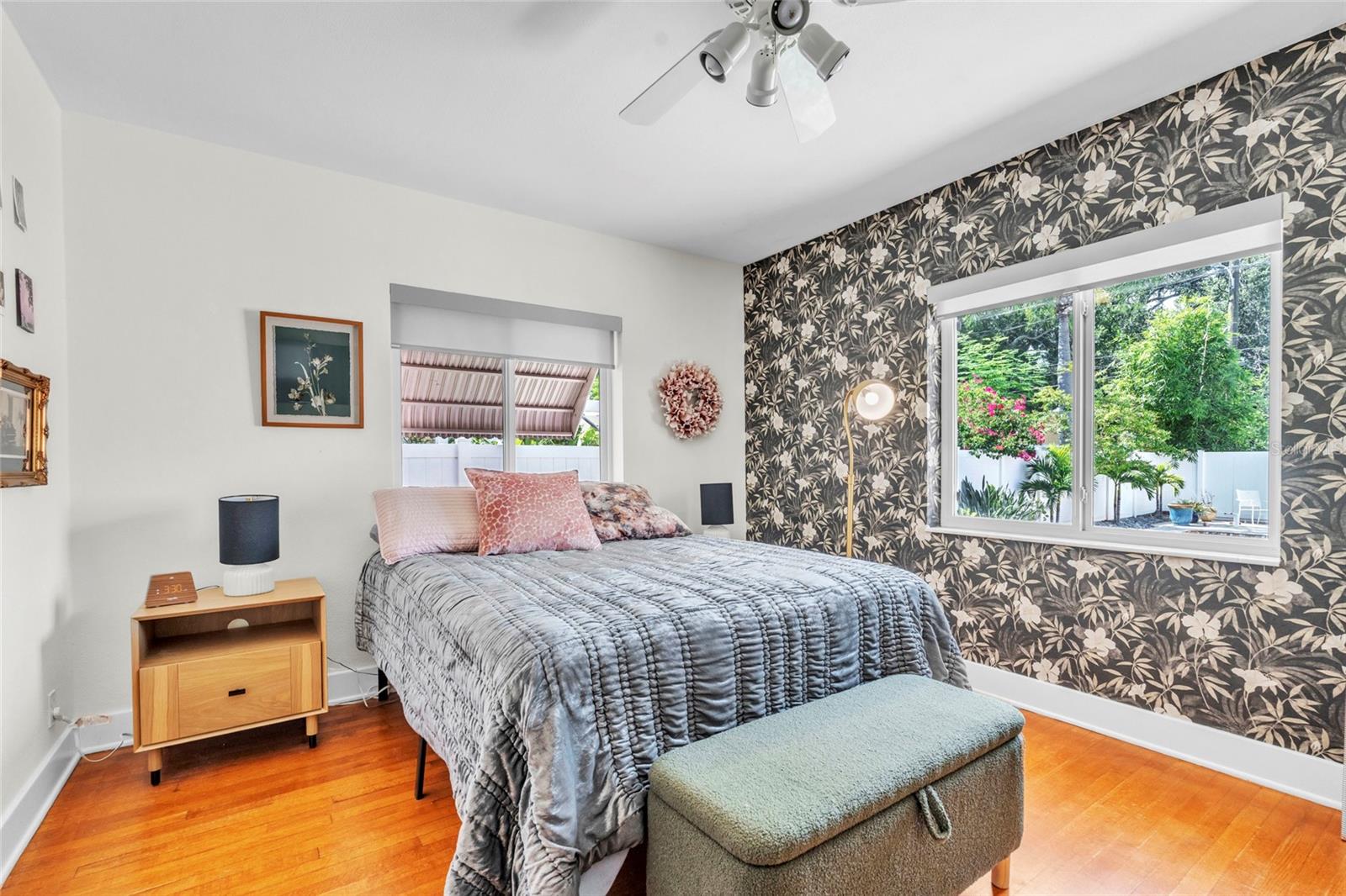 Image 16 of 34 For 451 25th Avenue N