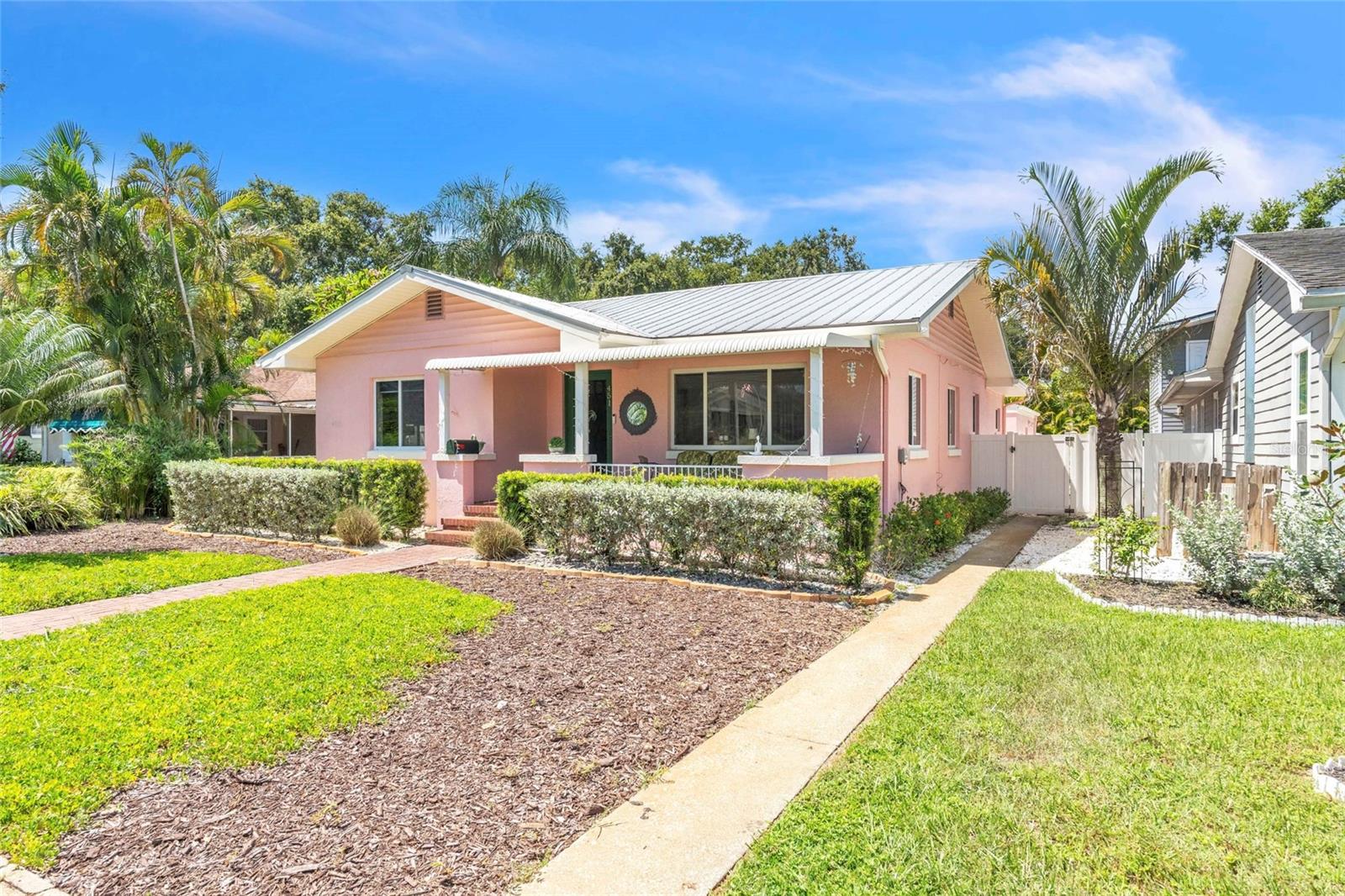 Image 2 of 34 For 451 25th Avenue N